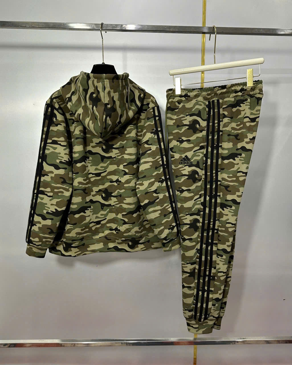 Bộ, set thu đông hoodie Adidas A Xanh rêu họa tiết dằn di kẻ sọc sườn Like AuthNV