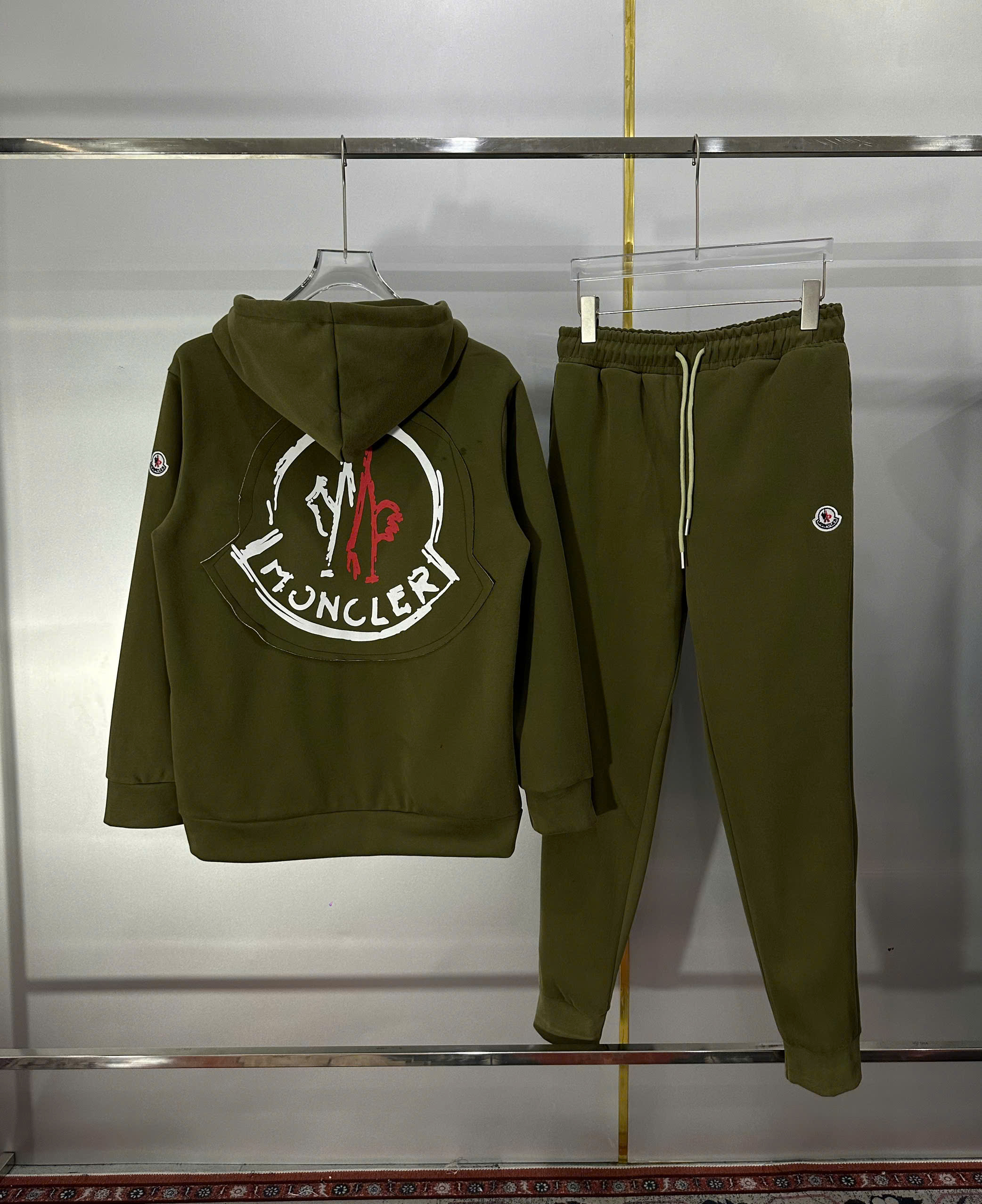 Bộ, set thu đông hoodie kéo khóa Moncler M logo tròn thêu Like Auth NV