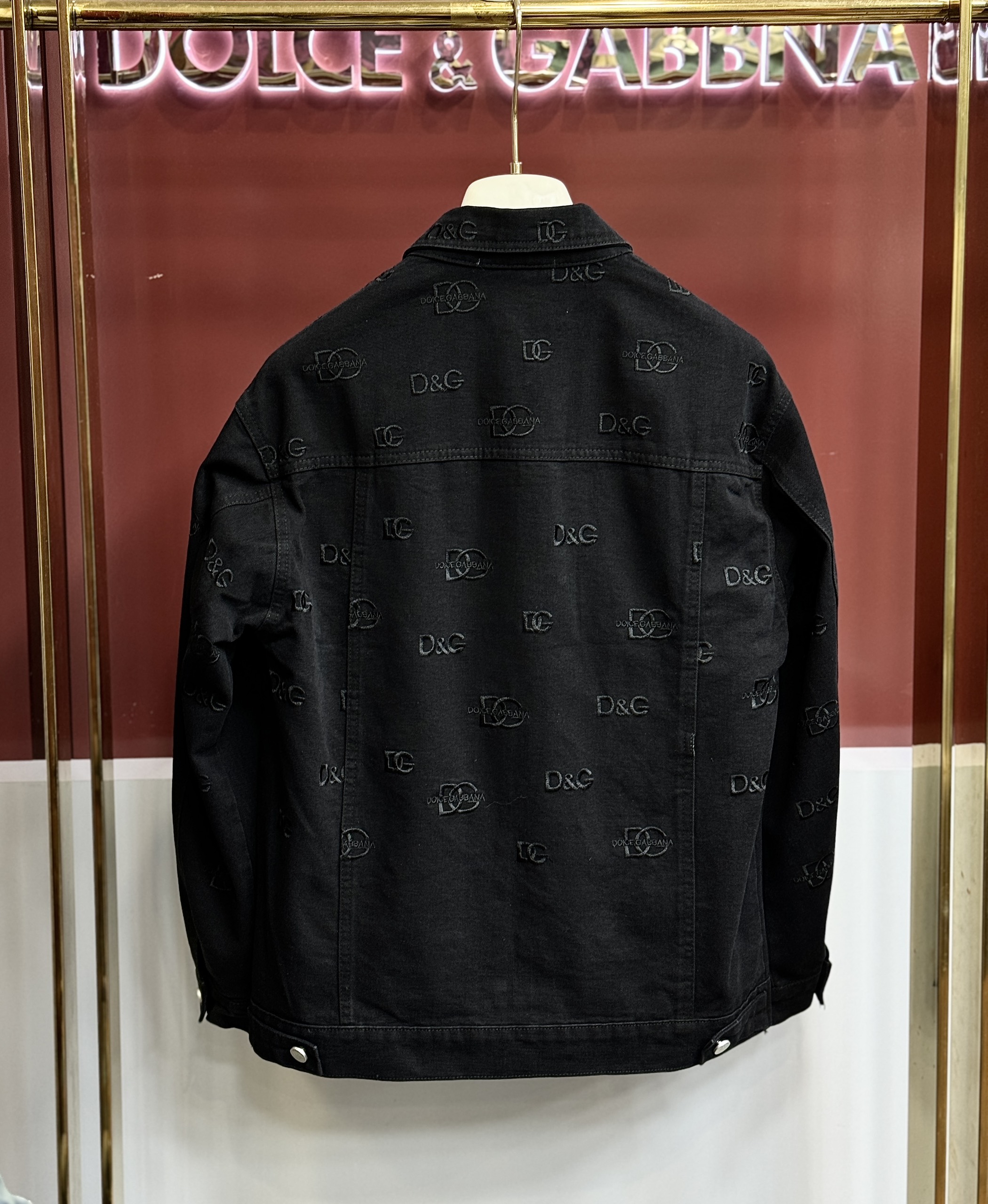 Áo khoác denim jacket Dolce Gabbana DG Đen họa tiết logo thêu full Like Auth CD