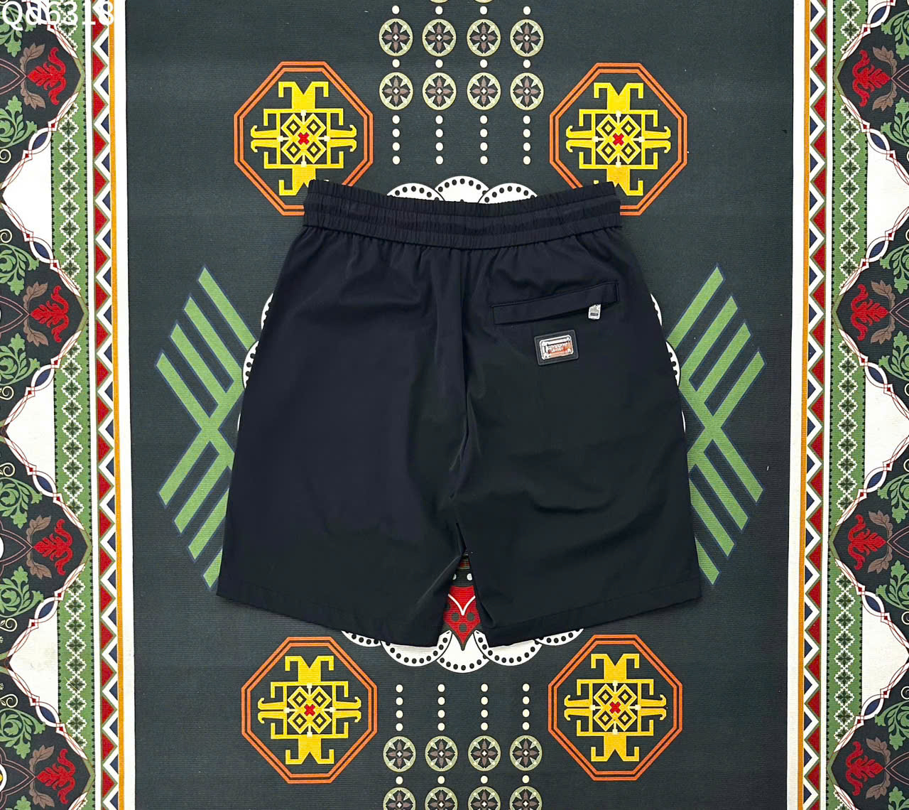 Quần short gió Burberry BBR họa tiết ngựa Vàng thêu Like Auth LK