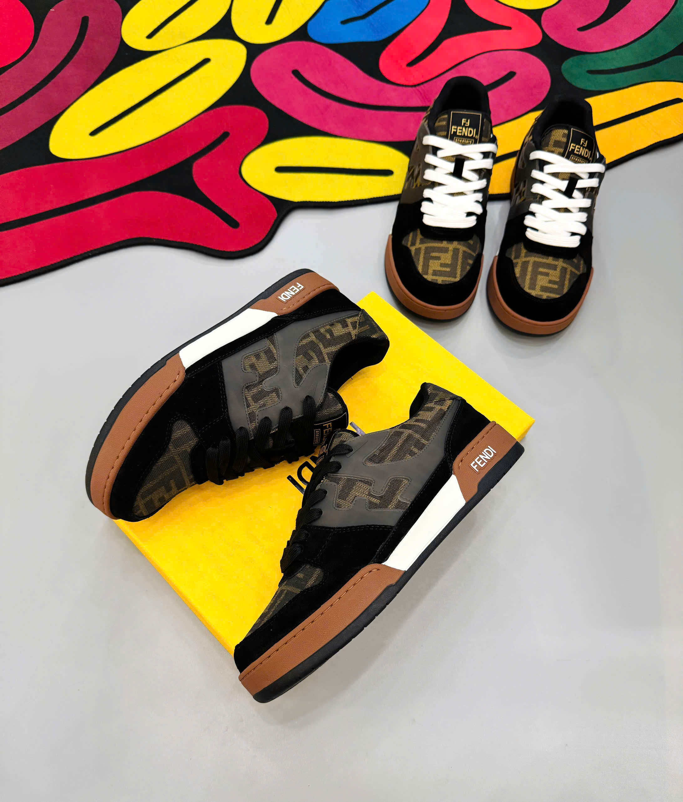 Giày sneaker Fendi FF Đen phối Nâu họa tiết logo chữ full Liike Auth fullbox MK