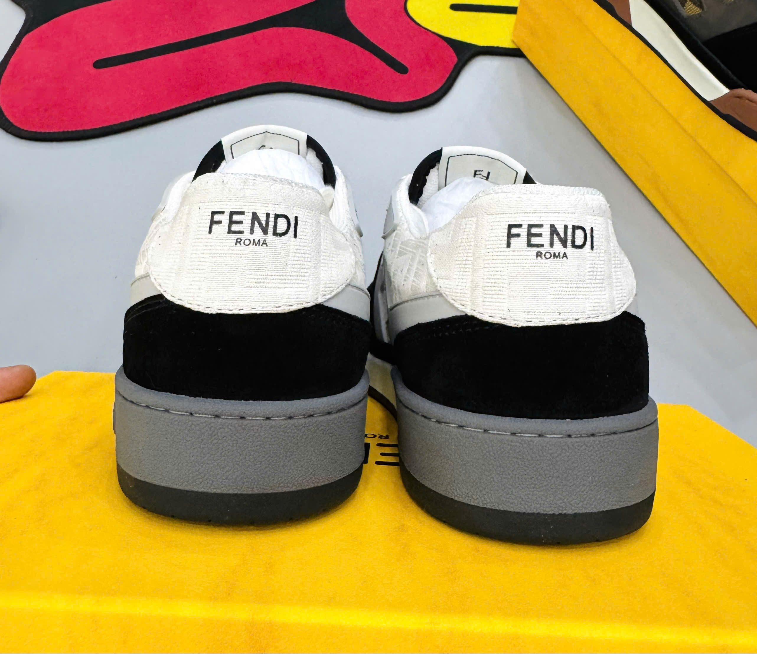 Giày sneaker Fendi FF Đen nhung phối Trắng Xám Like Auth fullbox MK