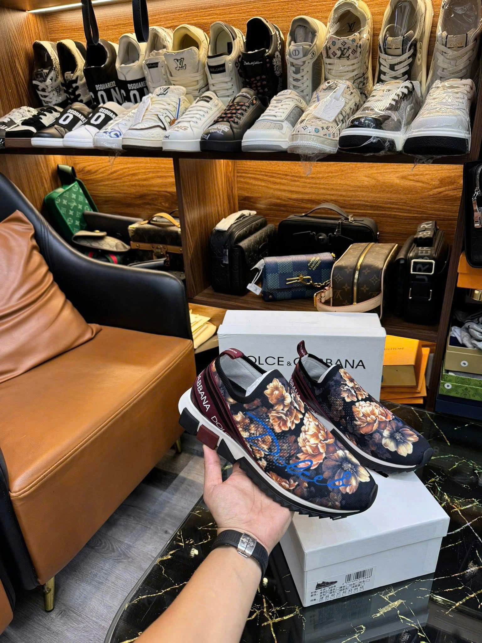 Giày sorento Dolce Gabbana DG họa tiết hoa full Like Auth fullbox MK