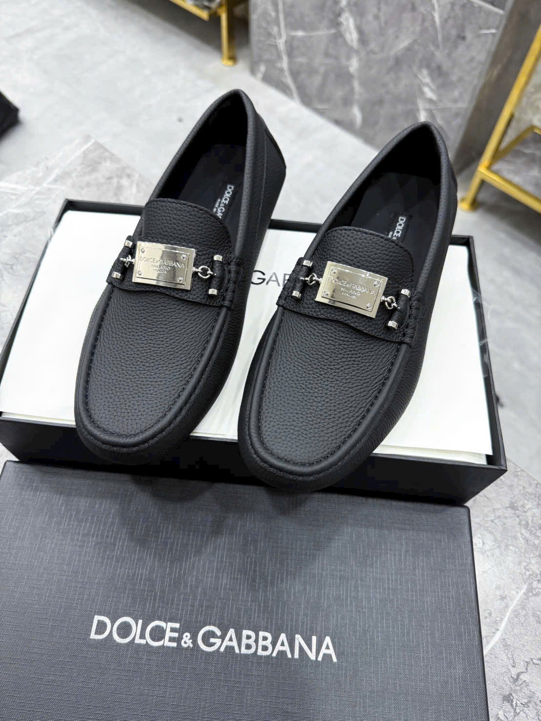 Giày moca Dolce Gabbana DG Đen tag vuông Bạc Like Auth fullbox MK