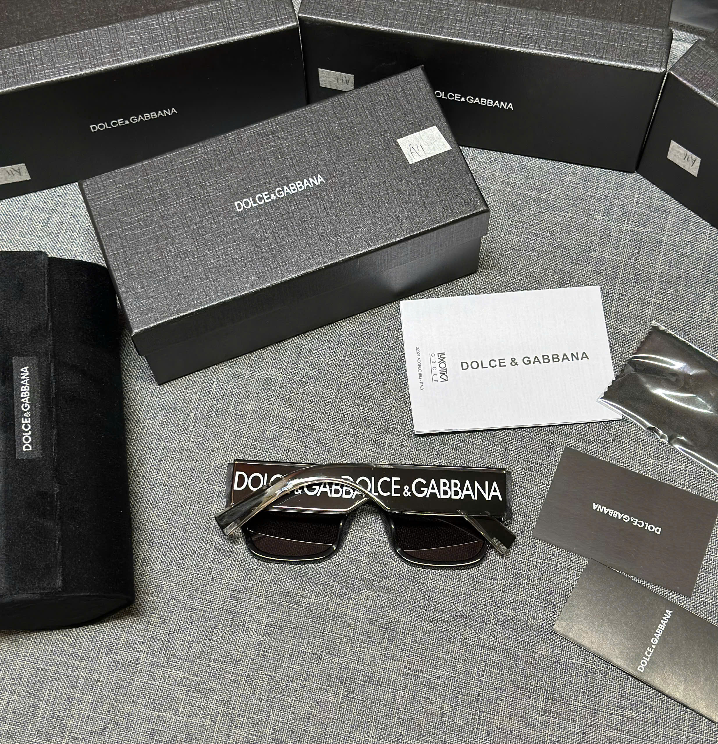 Kính mắt thời trang Dolce Gabbana DG Đen logo chữ Trắng gọng Like Auth fullbox MK