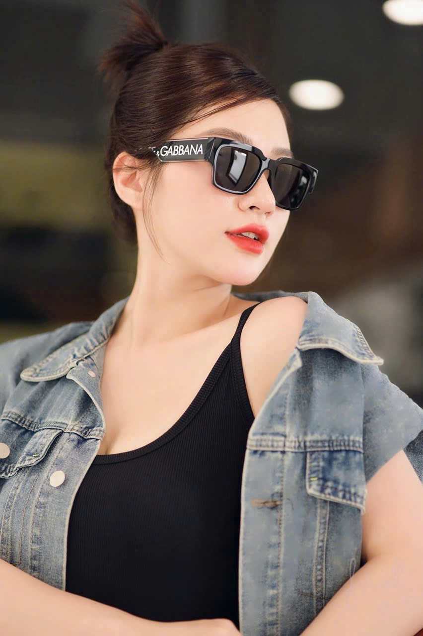 Kính mắt thời trang Dolce Gabbana DG Đen logo chữ Trắng gọng Like Auth fullbox MK