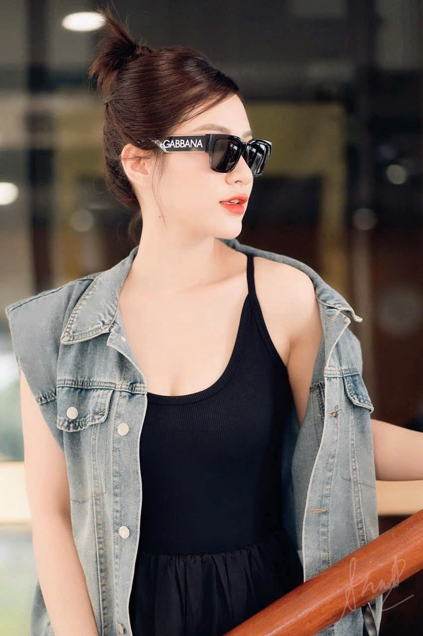 Kính mắt thời trang Dolce Gabbana DG Đen logo chữ Trắng gọng Like Auth fullbox MK