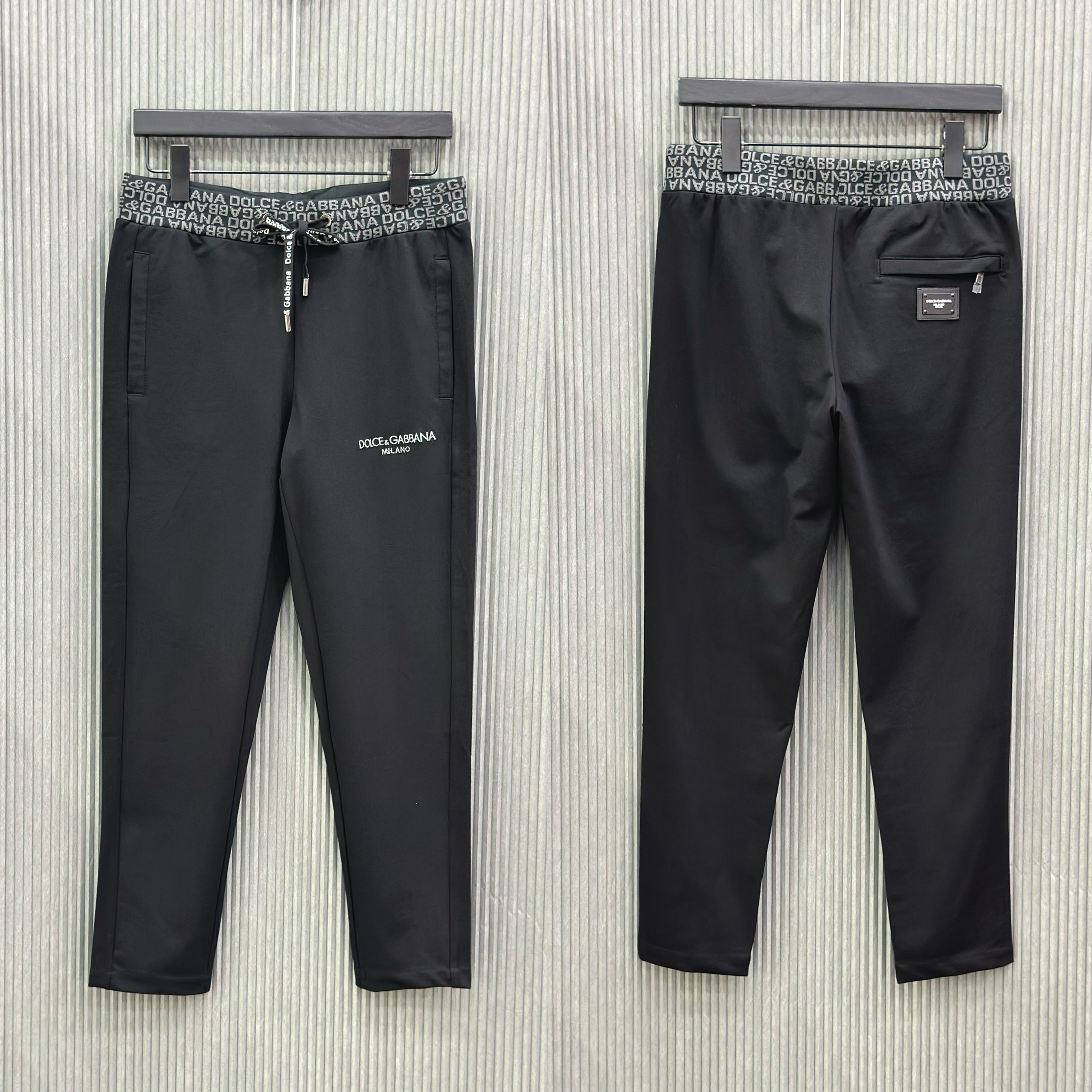 Quần dài nỉ Dolce Gabana DG Đen logo chữ thêu check cạp Like Auth VTN