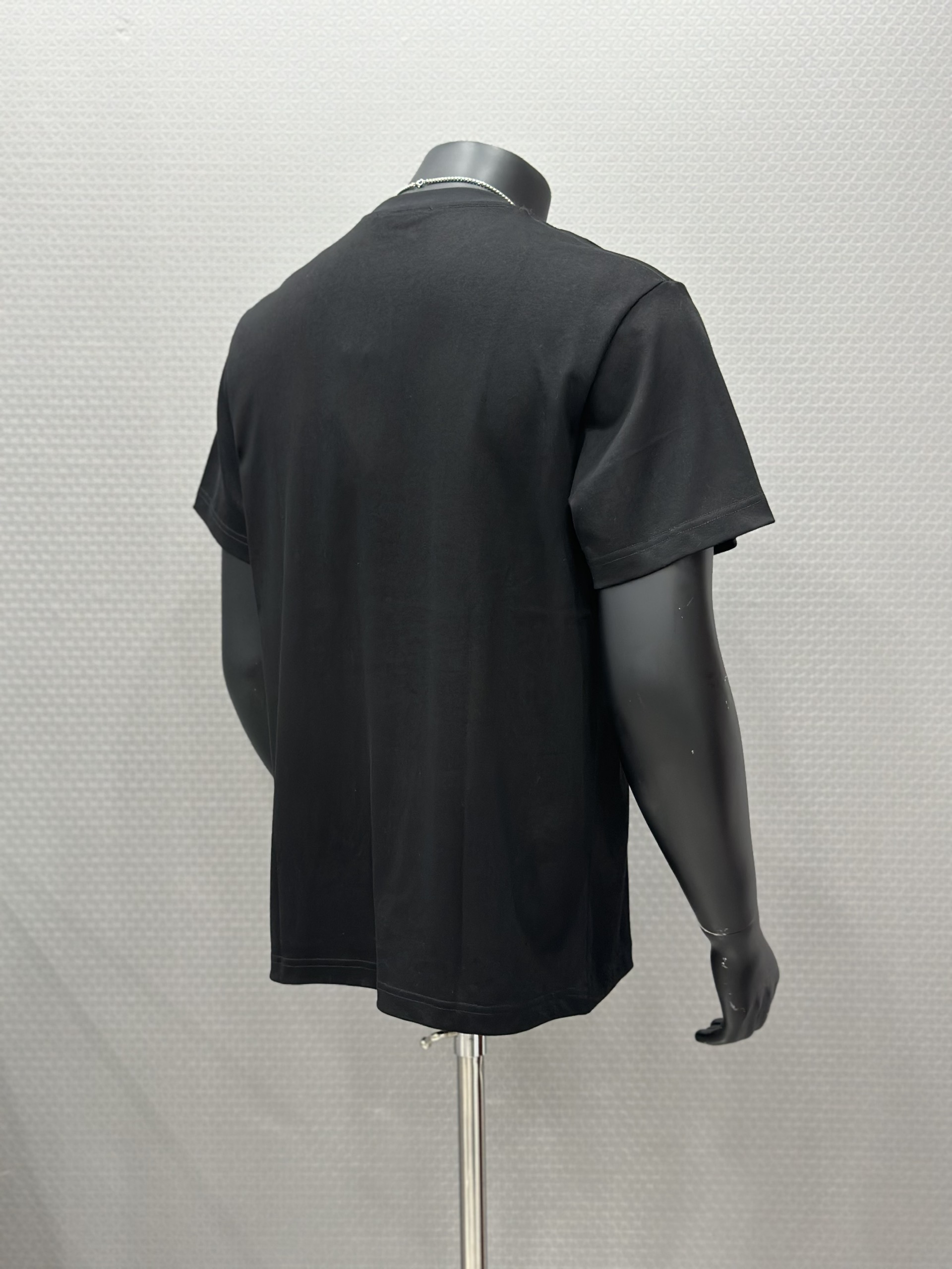 Áo phông T-shirt Gucci GC Đen logo chữ kẻ sọc ngang ngực Like Auth VTN