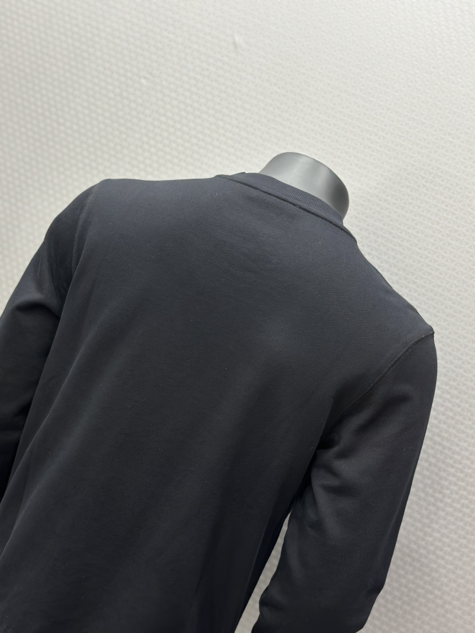 Áo nỉ sweater Dolce Gabbana DG Đen logo tag sắt vuông thêu ngực Like Auth VTN