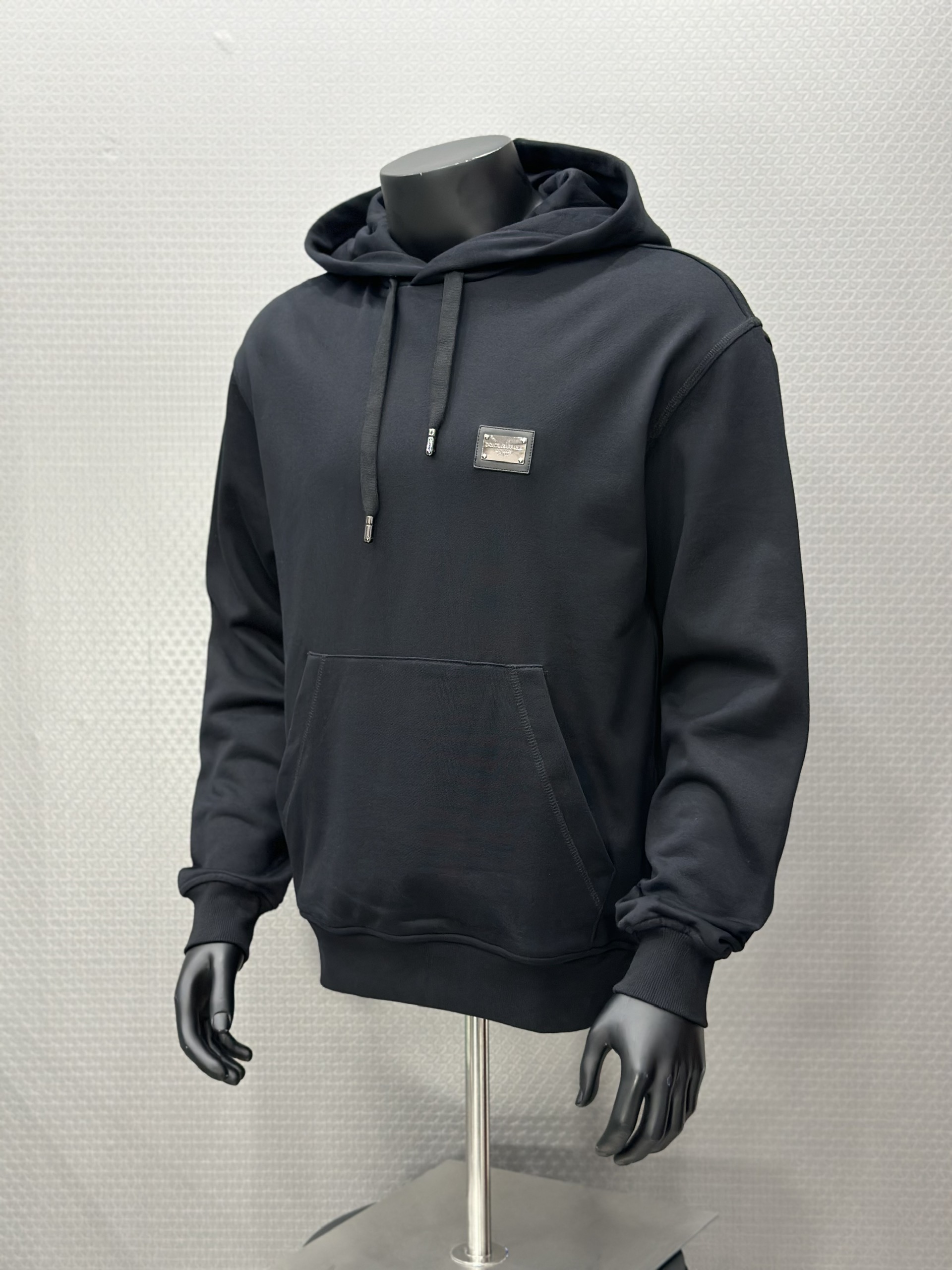 Áo nỉ hoodie Dolce Gabbana DG Đen logo tag sắt vuông thêu ngực Like Auth VTN