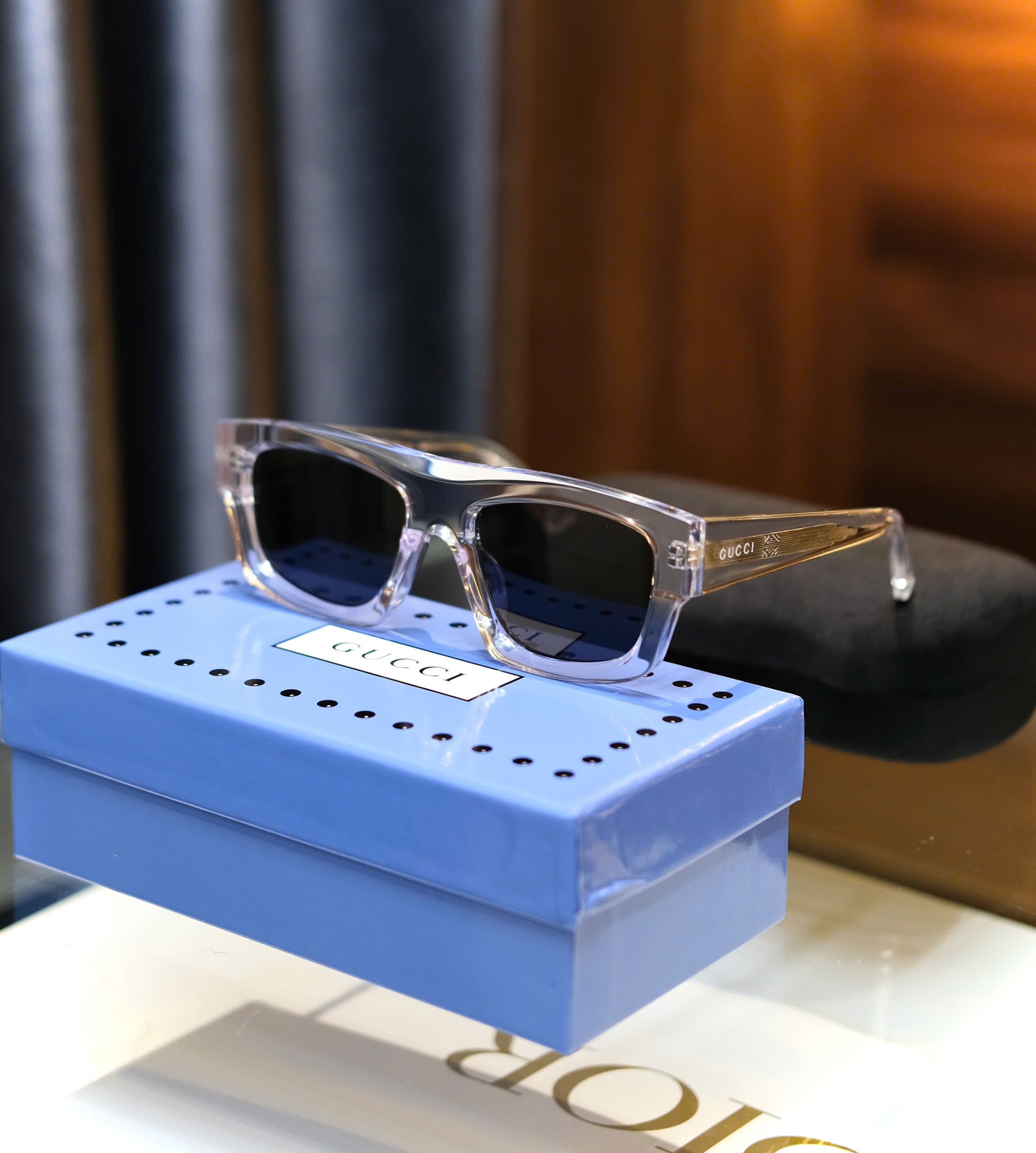 Kính mắt thời trang Gucci Trắng trong mắt Đen Like Auth fullbox DDT