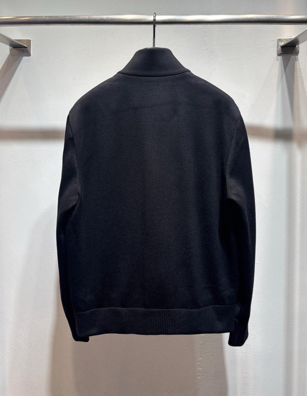 Áo khoác phao Moncler 8011 Đen túi ngực tay len Like Auth 48-52 VTN