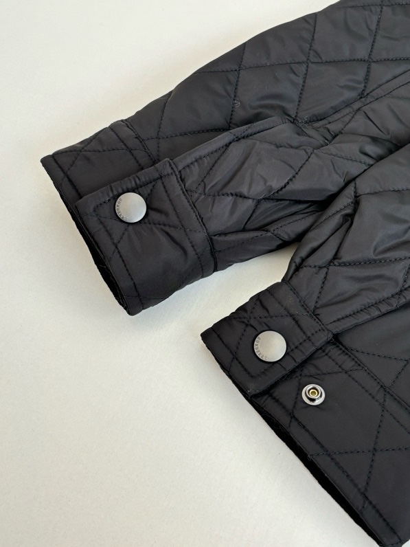 Áo khoác phao Burberry BBR Đen vân Trám kẻ sọc mặt trong Like Auth S-L VTN