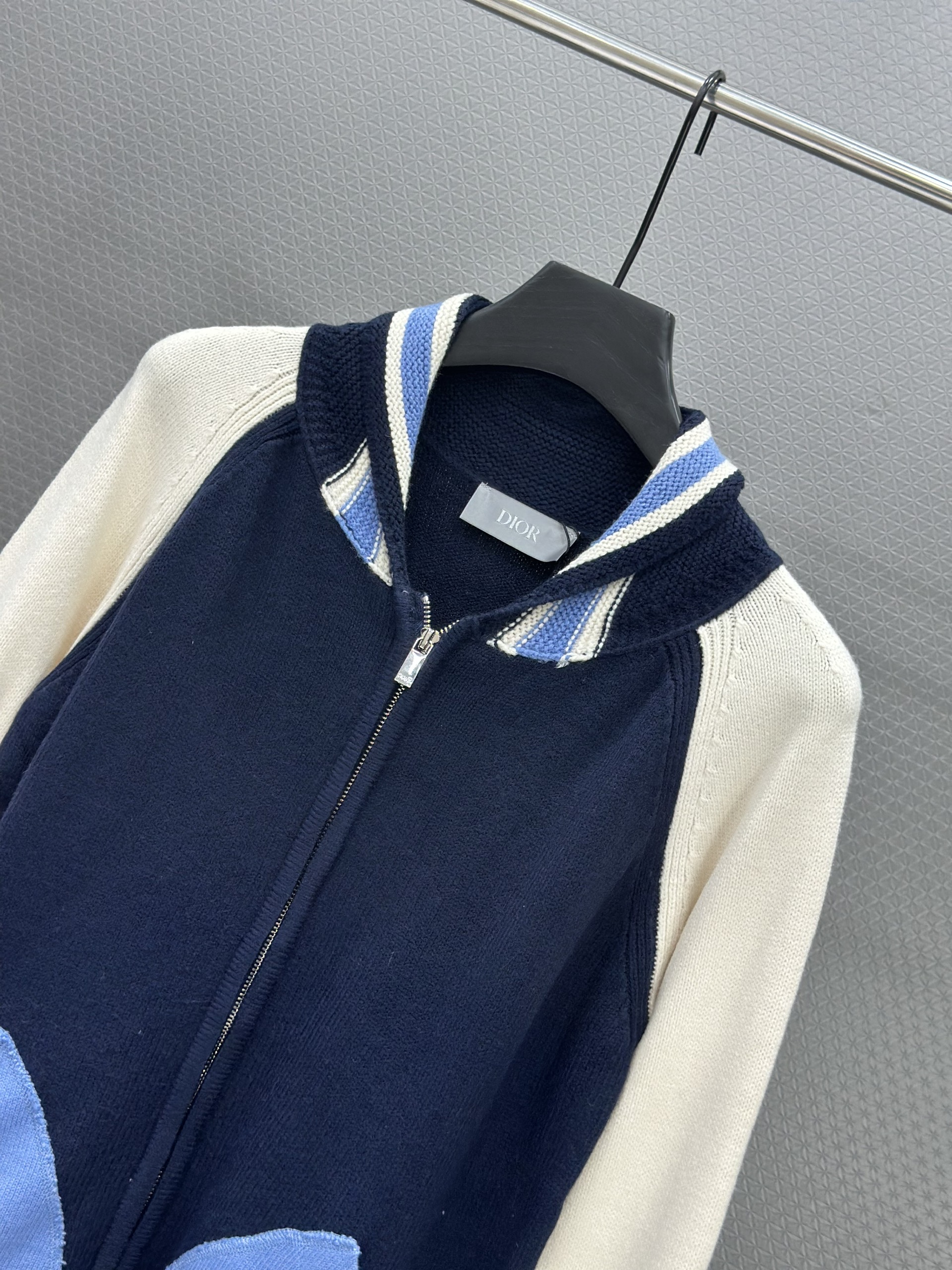 Áo khoác Bomber len Dior CD 1349 Xanh than tay be Like Auth XS-L VTN