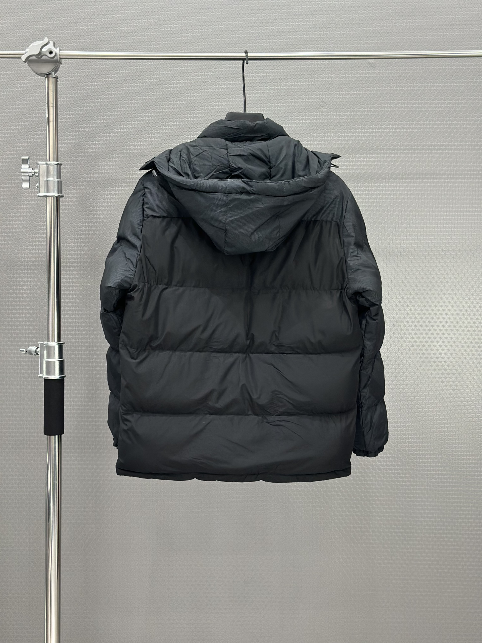 Áo khoác phao Adidas khóa mũ Đen Xám Like Auth L-3XL VTN