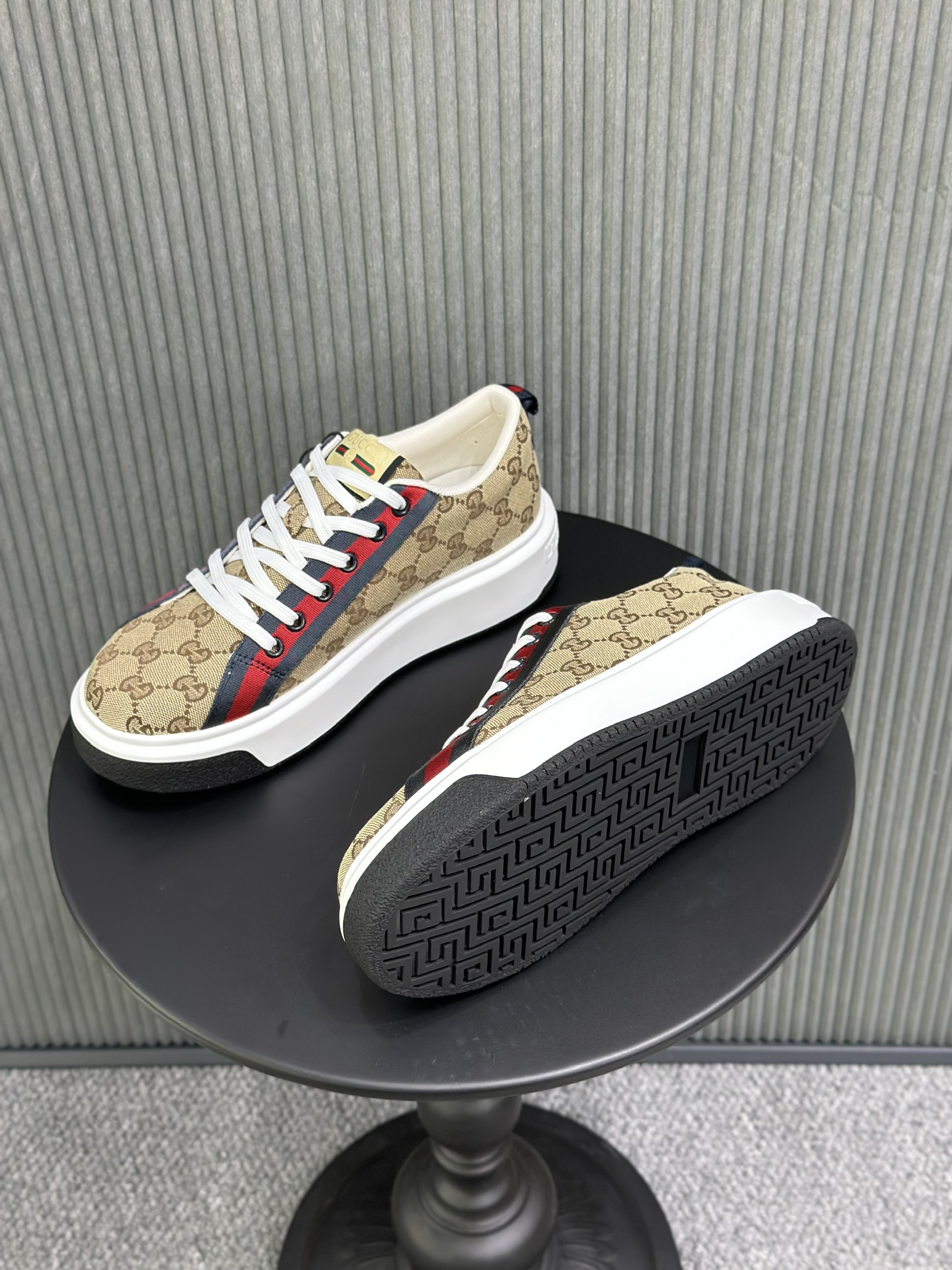 Giày sneaker Gucci GC vải Nâu kẻ Xanh Đỏ monogram Like Auth 38-43 VTN