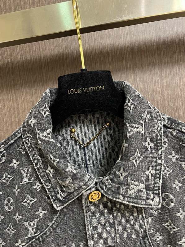 Áo khoác Jean bò Louis Vuitton LV 1275 monogram Like Auth S-L VTN