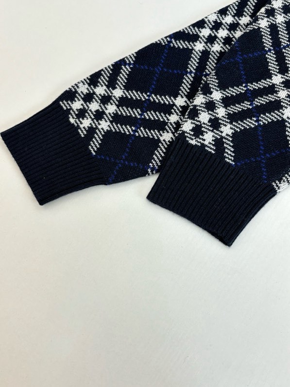 Áo khoác bomber len Burberry BBR 1271 Đen kẻ Trắng Like Auth S-XL VTN