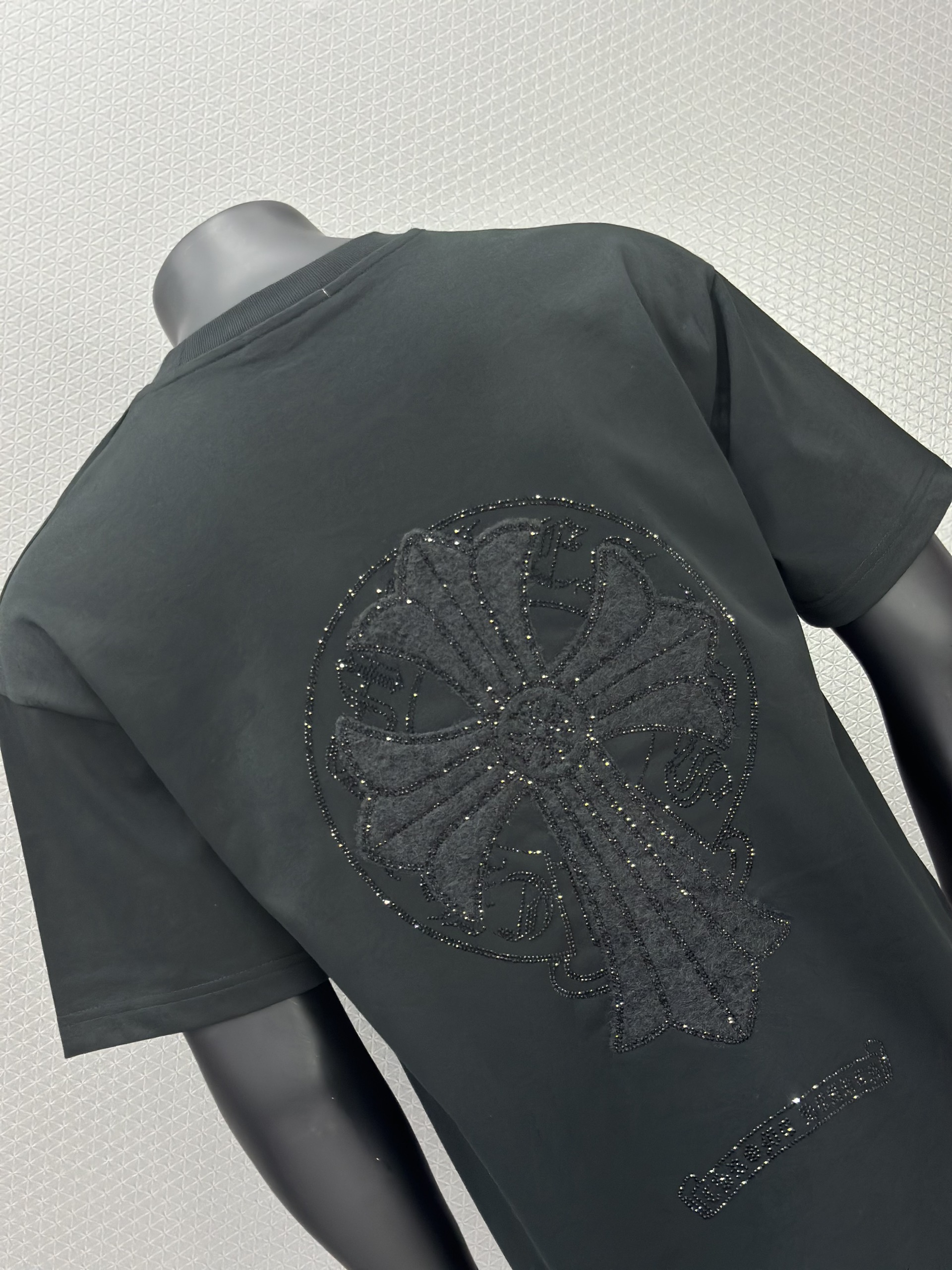 Áo phông T shirt Chrome Heart Đen logo thêu nổi dát nhũ Like Auth S-XL VTN