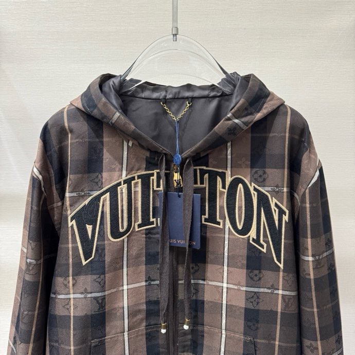 Áo khoác Hoodie khóa Louis Vuitton LV 1361 Nâu kẻ logo to Like Auth S-L VTN