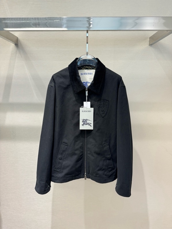 Áo khoác Burberry BBR 7060 Đen logo thêu ngực kẻ lót trong Like Auth S-L VTN