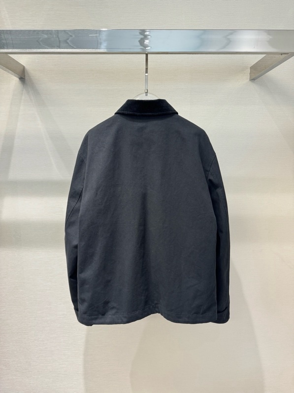 Áo khoác Burberry BBR 7060 Đen logo thêu ngực kẻ lót trong Like Auth S-L VTN