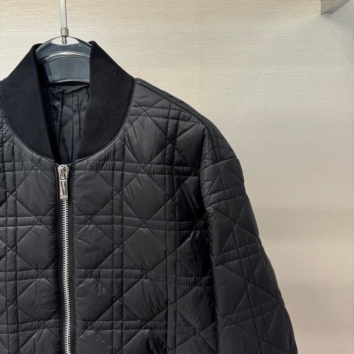 Áo khoác bomber phao Dior CD Đen dập vân quả Trám Like Auth S-L VTN