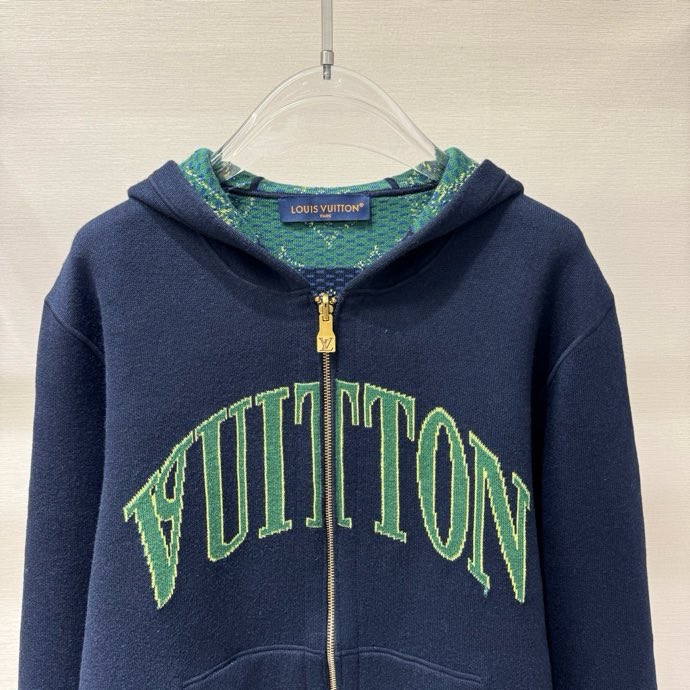 Áo khoác Hoodie khóa Louis Vuitton LV 1273 2 mặt túi bụng Like Auth S-L VTN