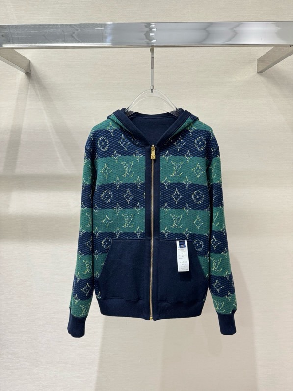 Áo khoác Hoodie khóa Louis Vuitton LV 1273 2 mặt túi bụng Like Auth S-L VTN