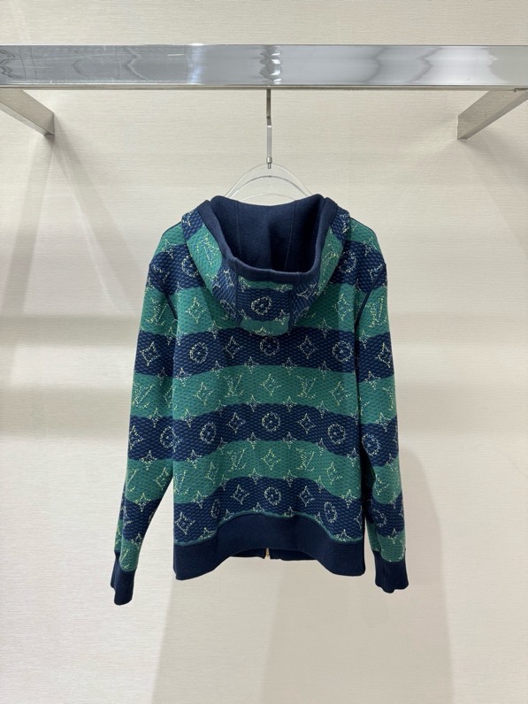 Áo khoác Hoodie khóa Louis Vuitton LV 1273 2 mặt túi bụng Like Auth S-L VTN