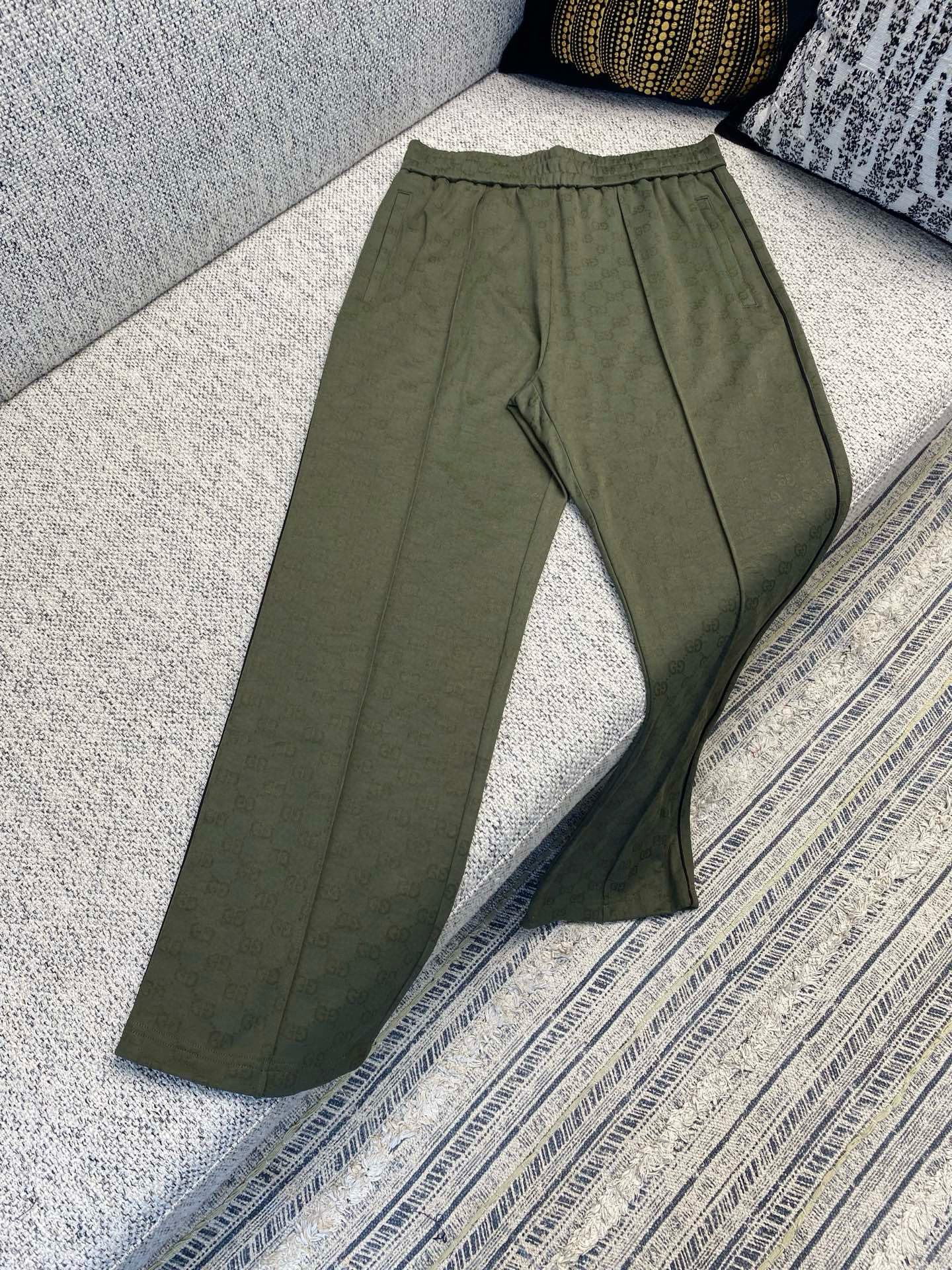 Set bộ thu đông Gucci Xanh rêu ful monogram Like Auth S-L VTN