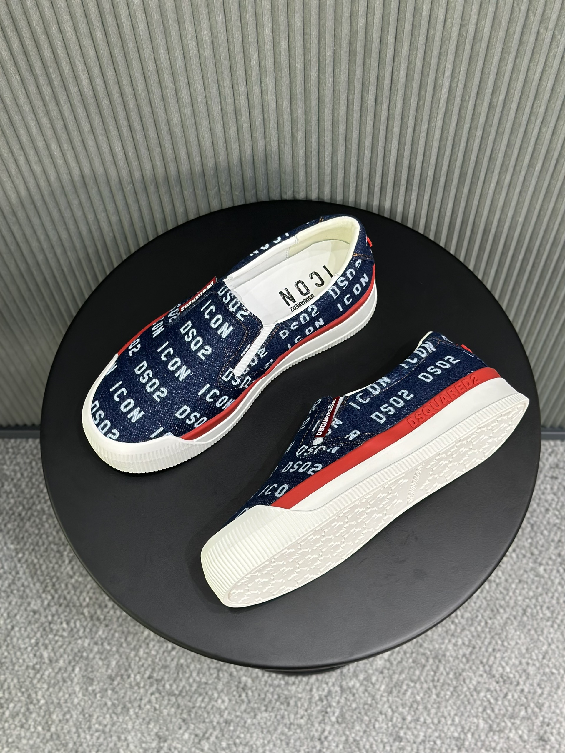 Giày slipon Dsquared2 DSQ icon Xanh than full logo chữ Trắng Like Auth 38-43 VTN