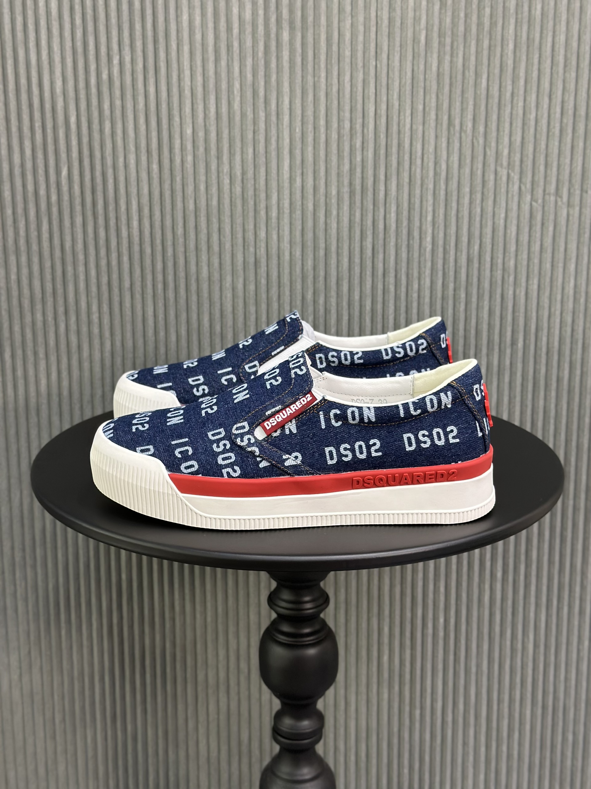 Giày slipon Dsquared2 DSQ icon Xanh than full logo chữ Trắng Like Auth 38-43 VTN