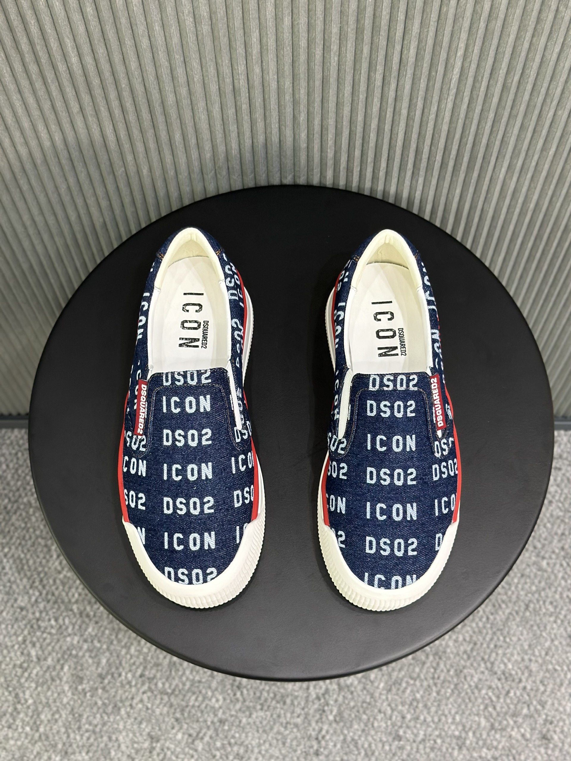 Giày slipon Dsquared2 DSQ icon Xanh than full logo chữ Trắng Like Auth 38-43 VTN