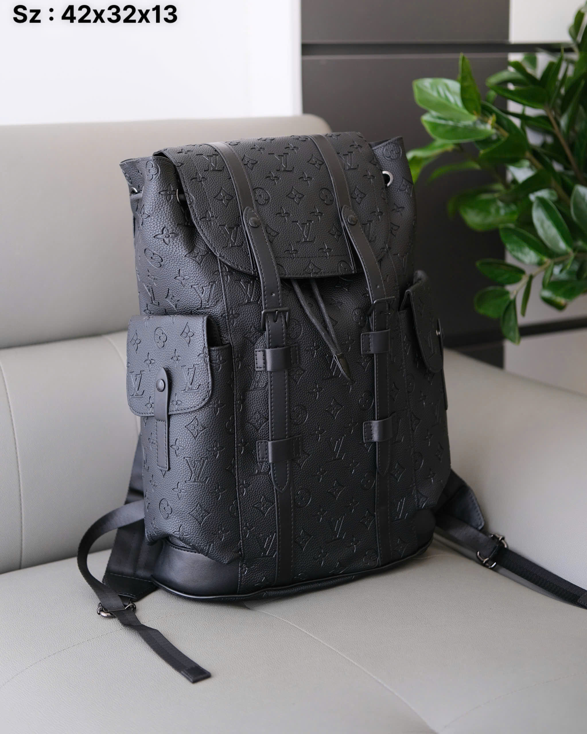 Balo Louis Vuitton LV Đen monogram full vân chìm tag da kẻ dọc Like Auth 39x31x11 DDT