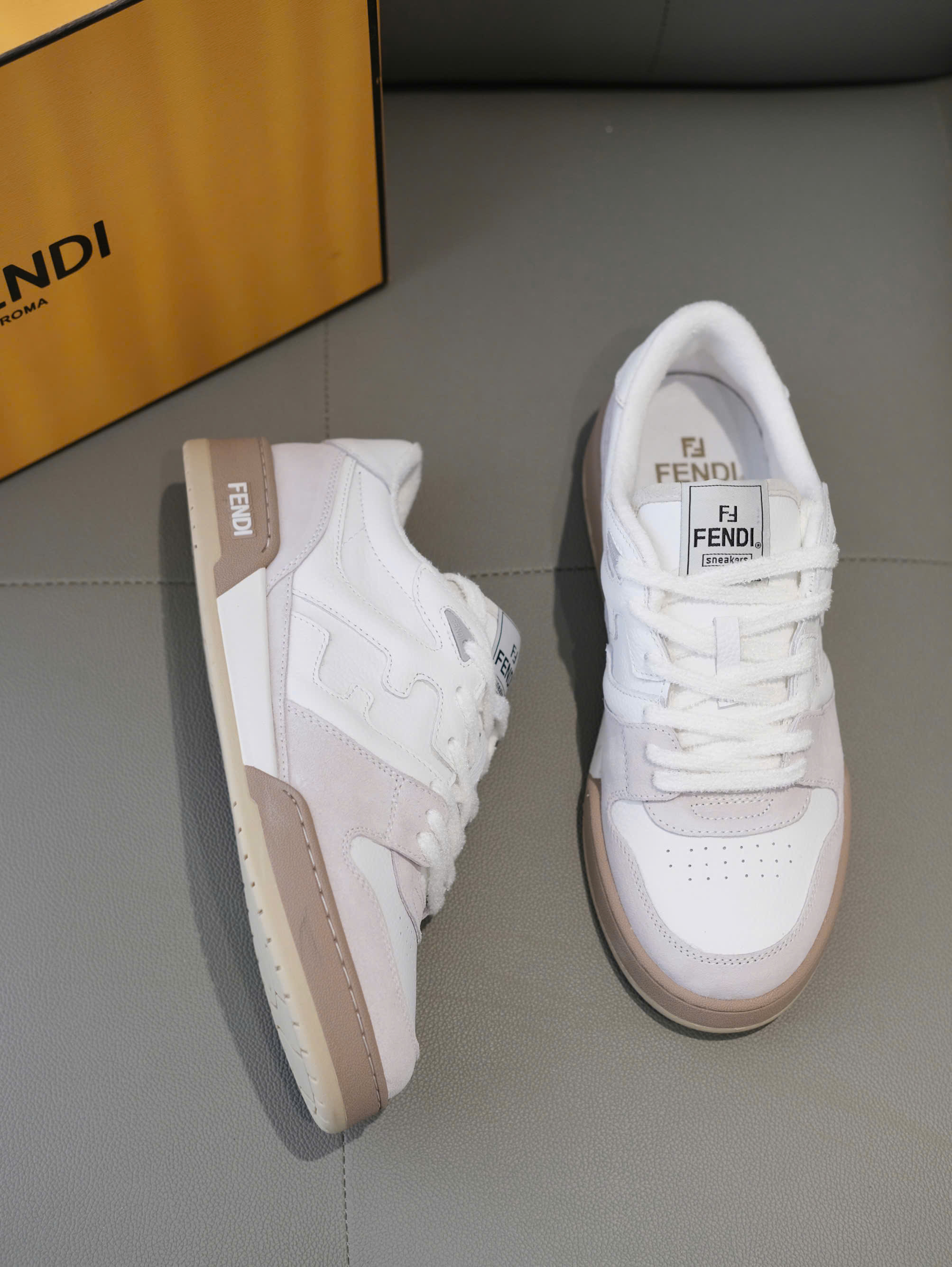 Giày sneaker Fendi Trắng Ghi Like Auth 38-43 DDT