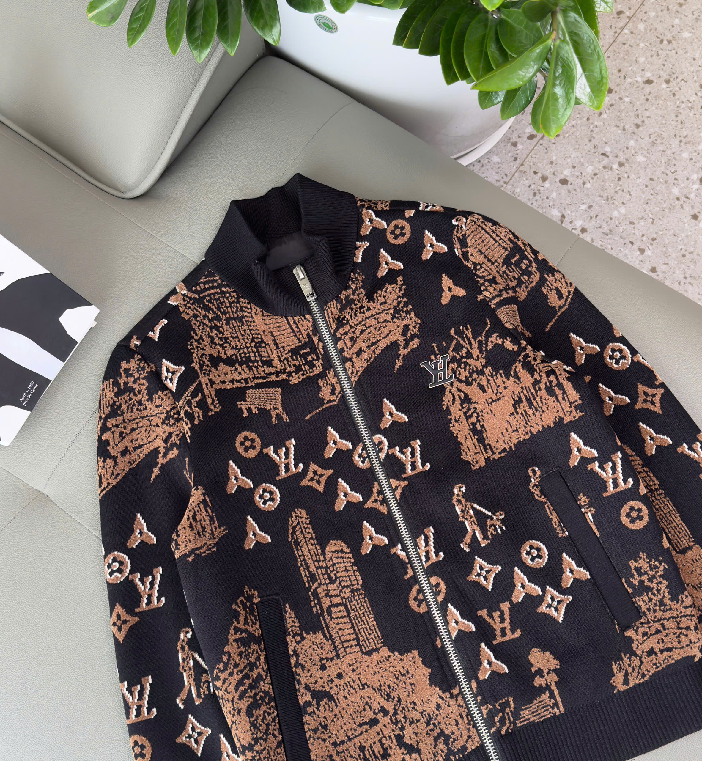 Áo khoác bomber len Louis Vuitton Đen họa tiết Nâu Like Auth 48-54 DDT MK