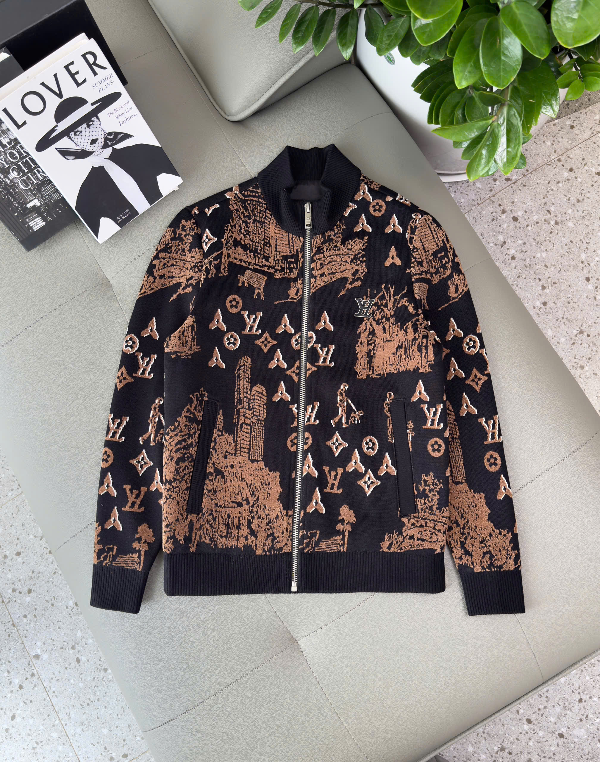 Áo khoác bomber len Louis Vuitton Đen họa tiết Nâu Like Auth 48-54 DDT MK