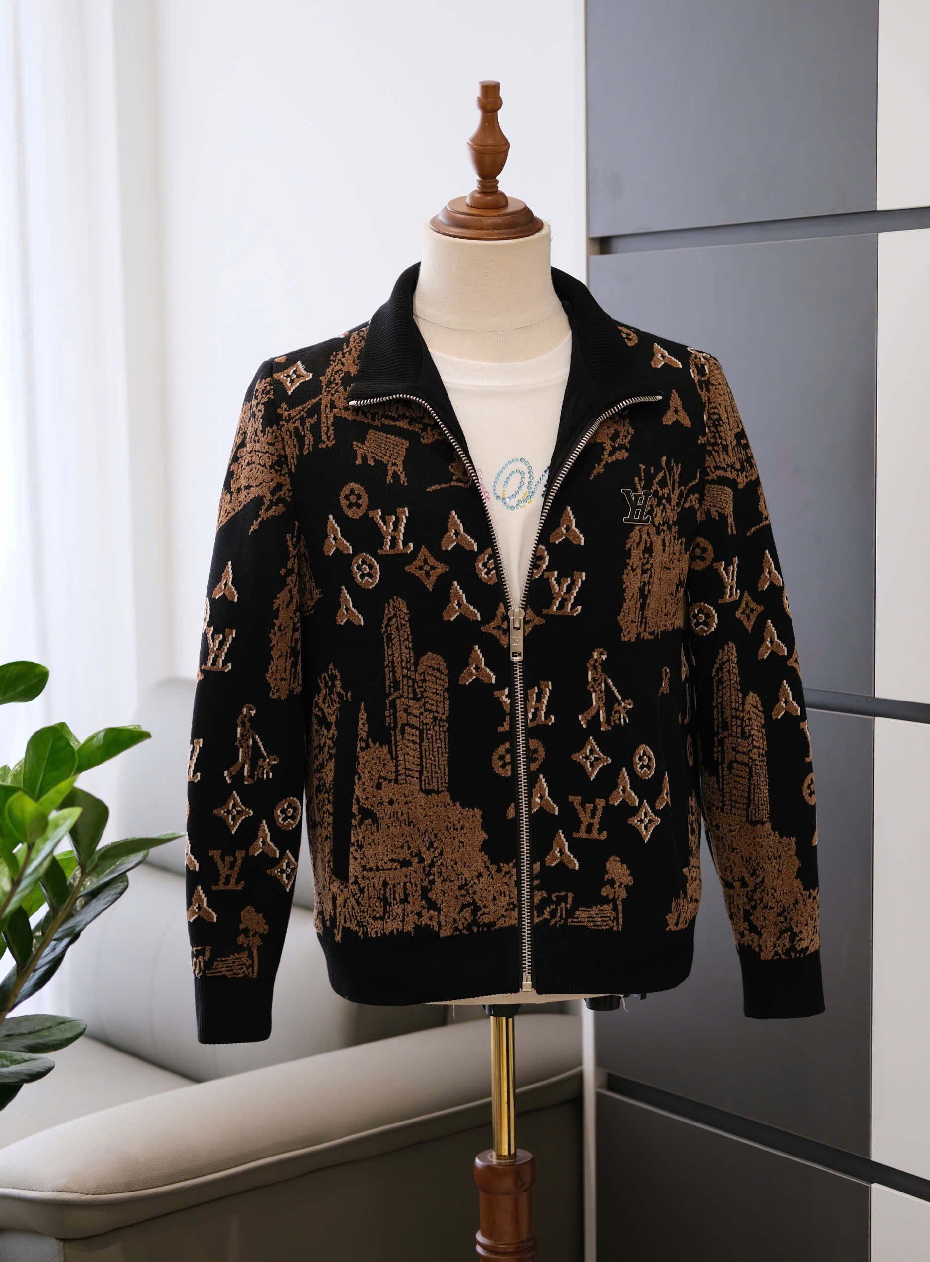 Áo khoác bomber len Louis Vuitton Đen họa tiết Nâu Like Auth 48-54 DDT MK