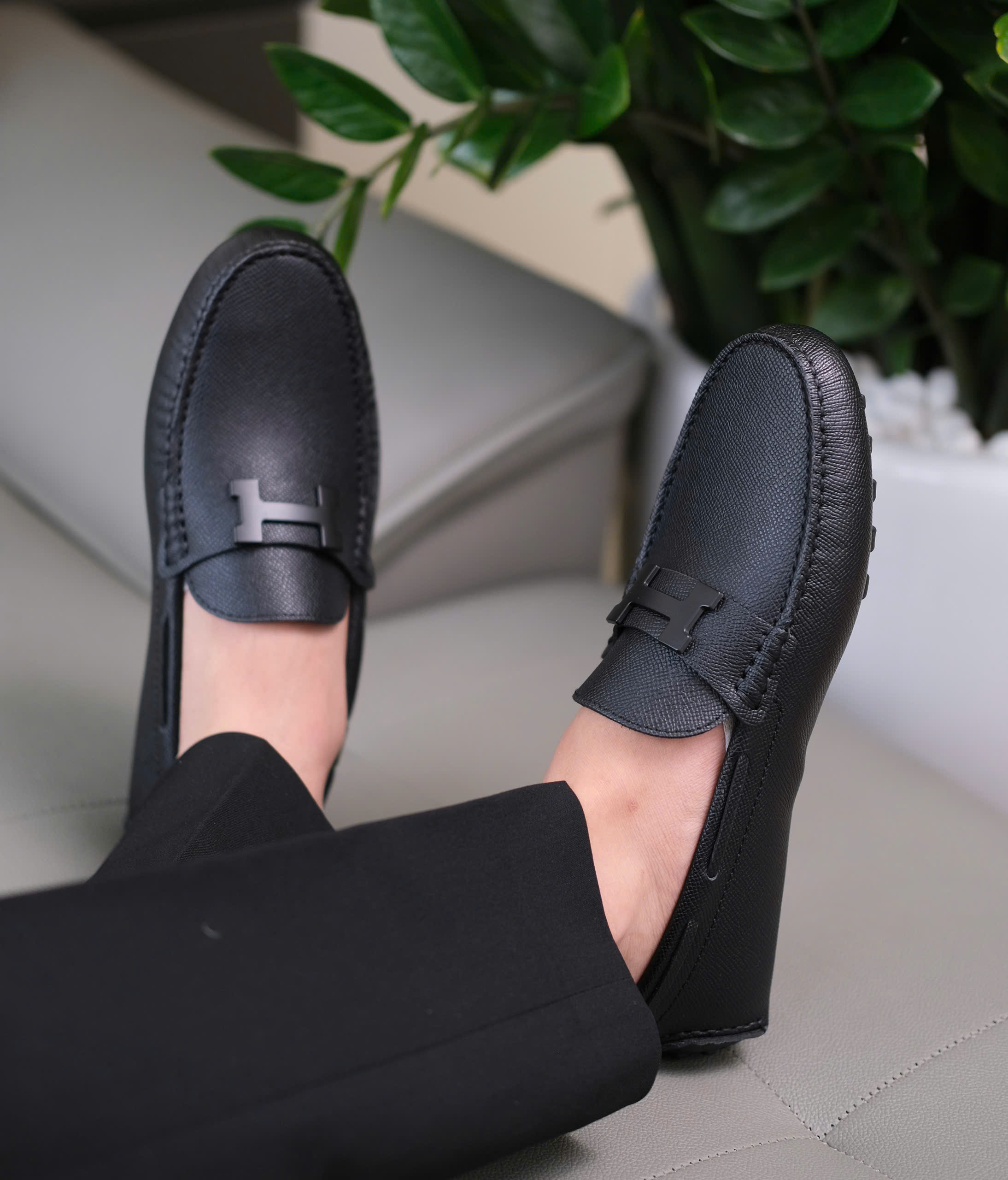 Giày moca Hermes HM Đen sần logo chữ H đen Like Auth 38-43 DDT