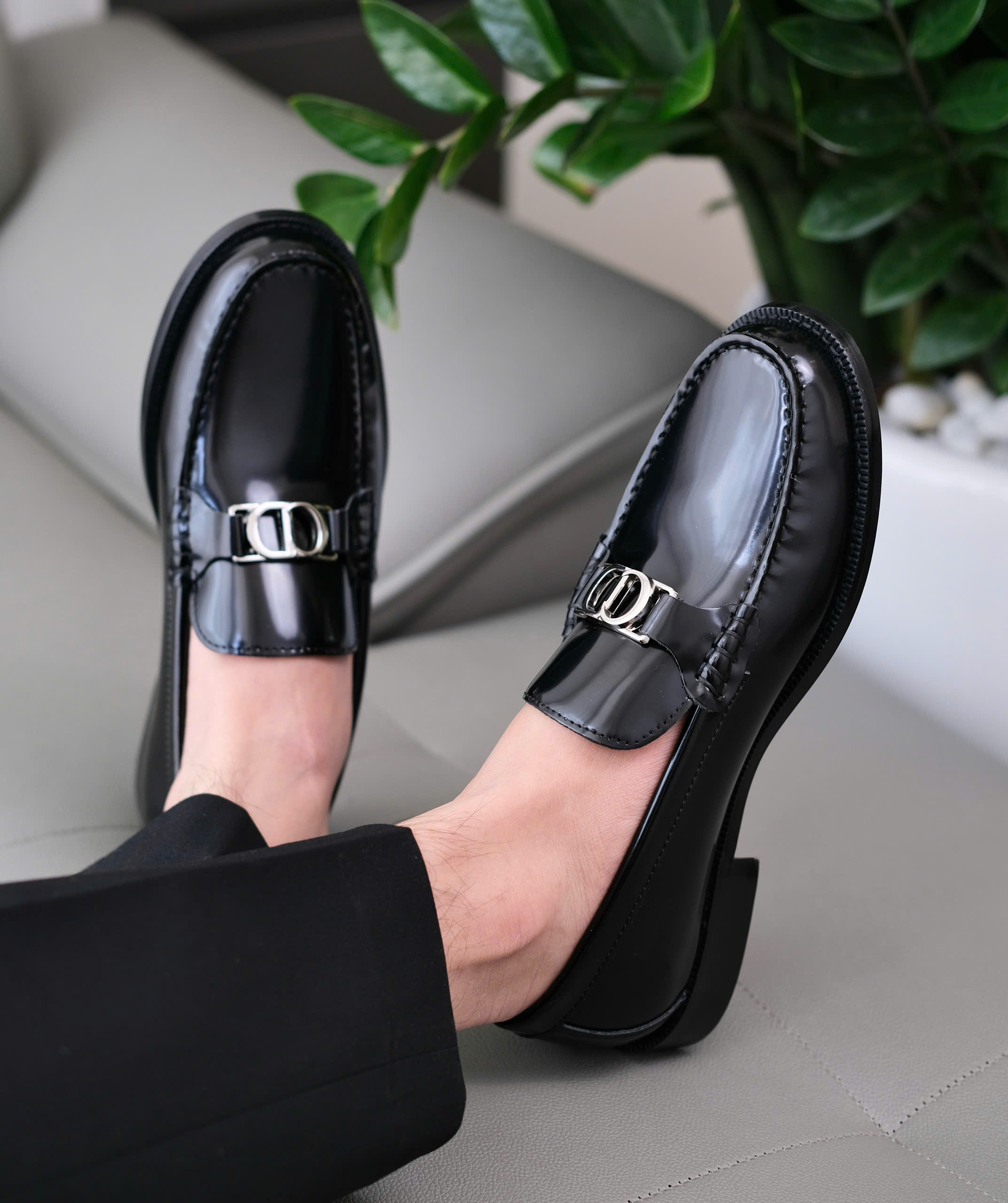 Giày loafer Dior Đen bóng logo CD đế gỗ Like Auth 38-43 DDT