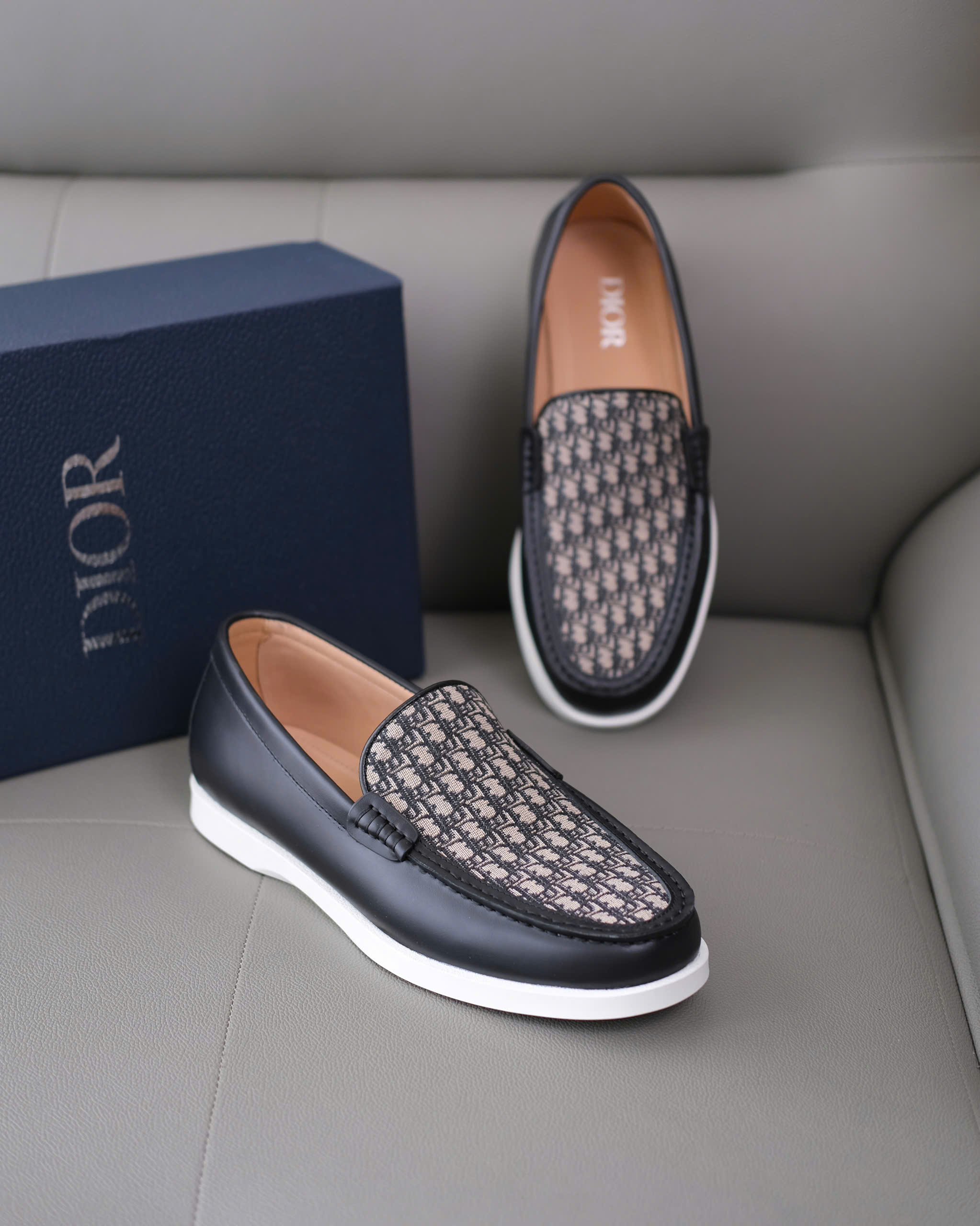Giày loafer Dior Đen đế Trắng monogram Like Auth 38-43 DDT