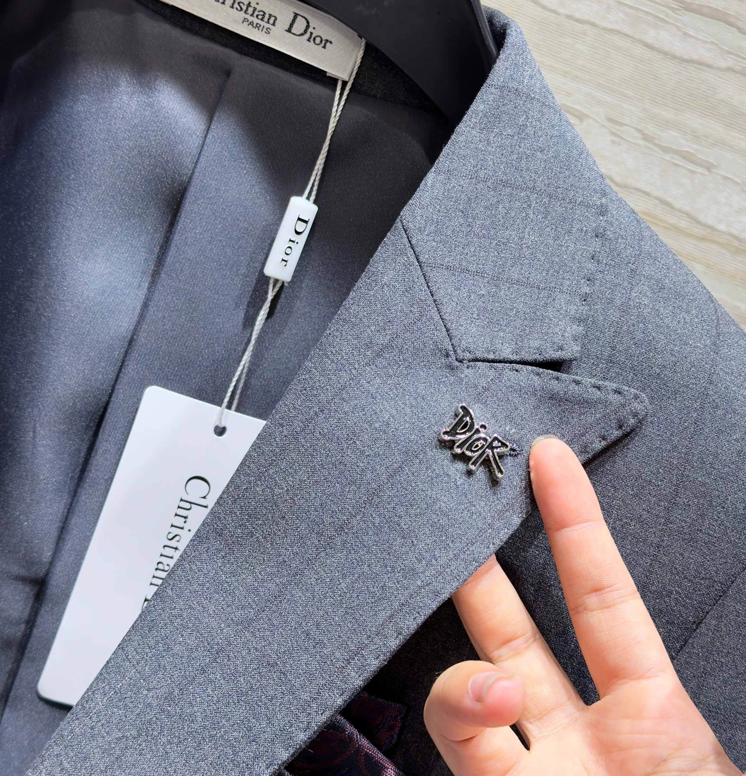 Set bộ Vest Dior CD Xám Ghi new 2026 Like Auth 46-54 DDT