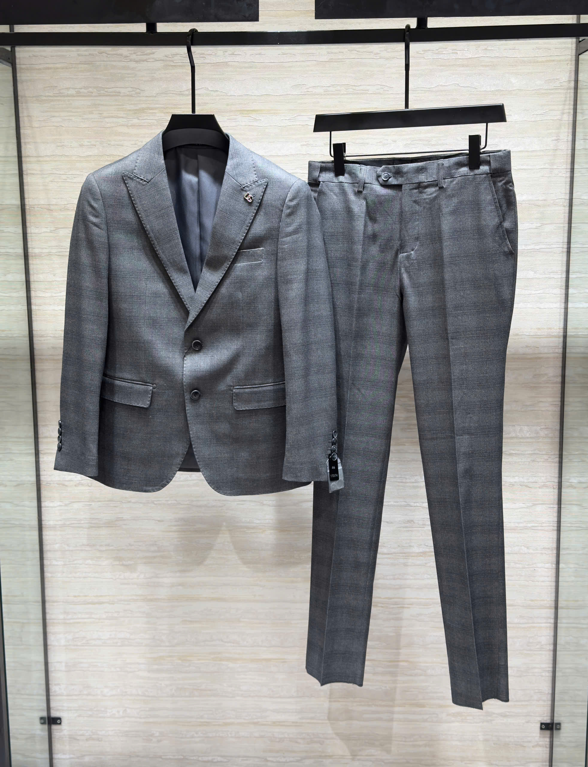 Set bộ Vest Dolce Gabbana Xám ghi kẻ ngang logo tag bạc DG new 2026 Like Auth 46-54 DDT