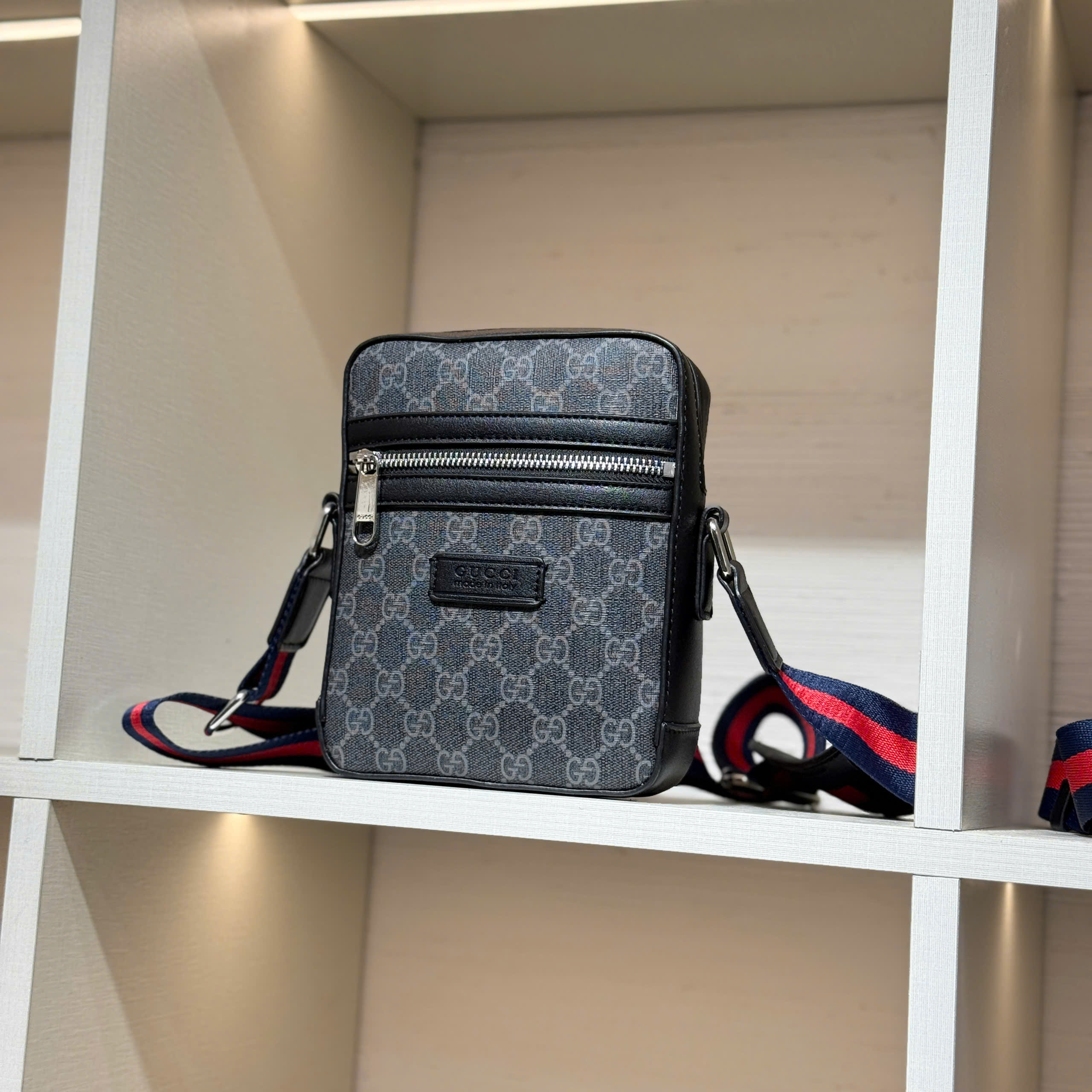 Túi đeo chéo Gucci GC Mini Bag Supreme Messenger monogram Like Auth 19x16x5 PLD