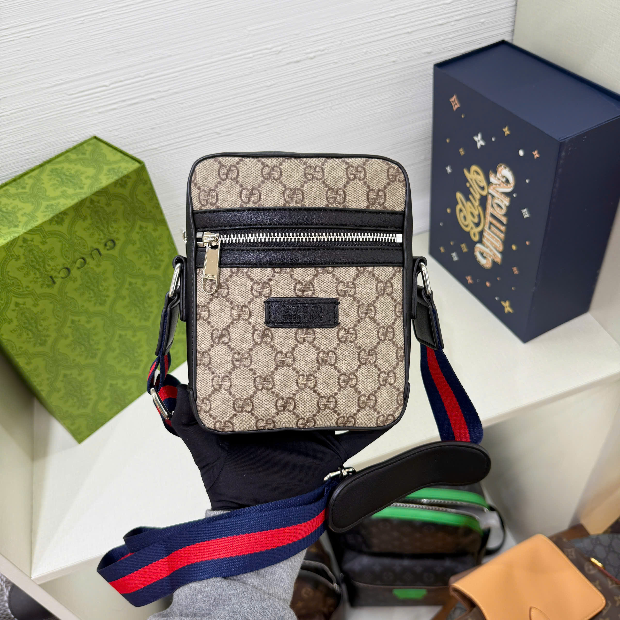 Túi đeo chéo Gucci GC Mini Bag Supreme Messenger monogram Like Auth 19x16x5 PLD