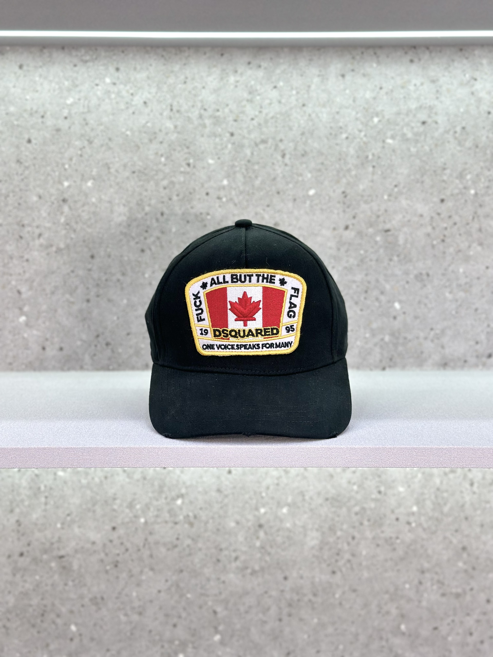 Mũ lưỡi trai, nón kết Dsquared2 DSQ2 các mẫu các màu Like Auth fullbox VTN