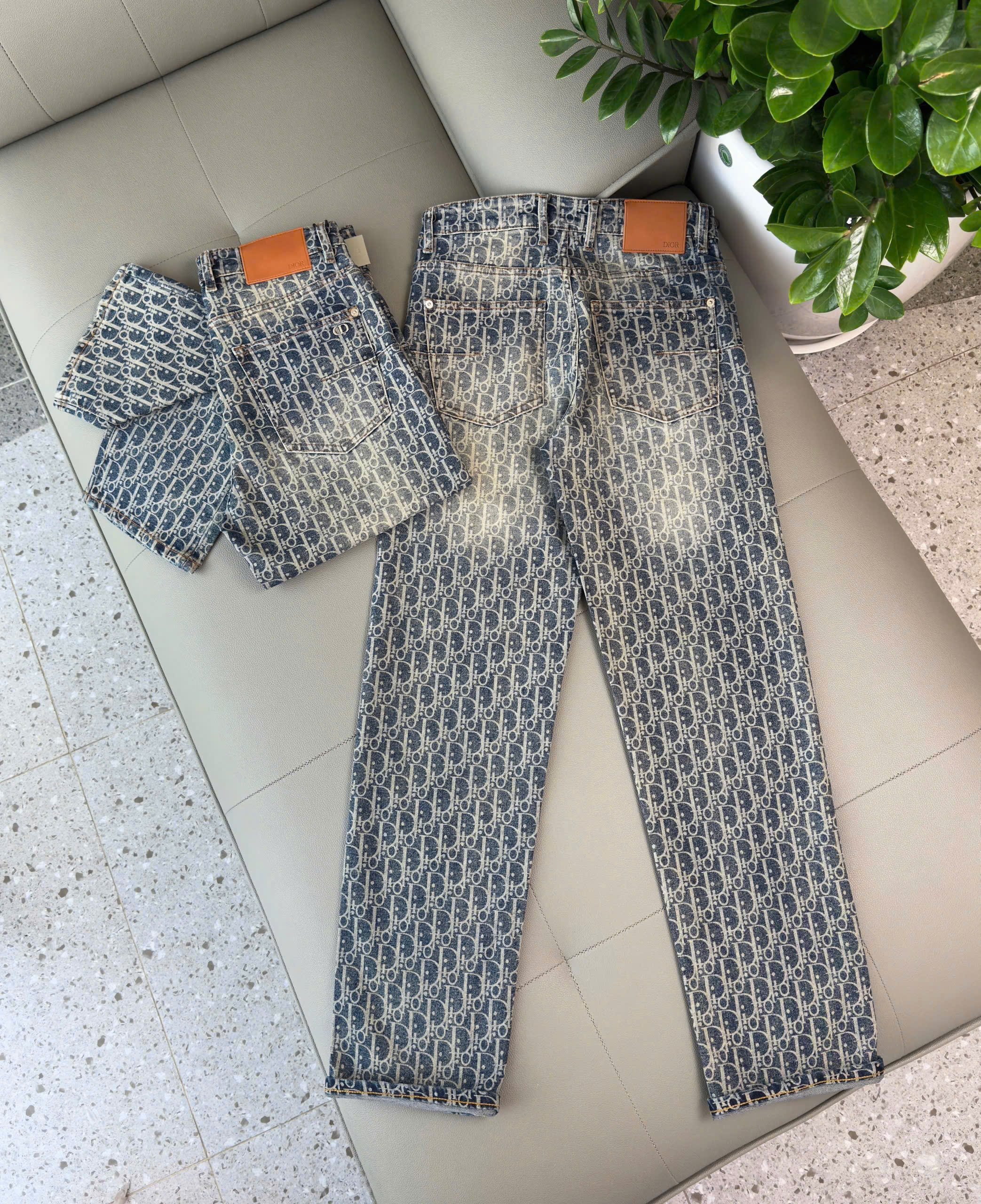 Quần Jean Dior Xanh họa tiết Obique full Like Auth 29-36 DDT