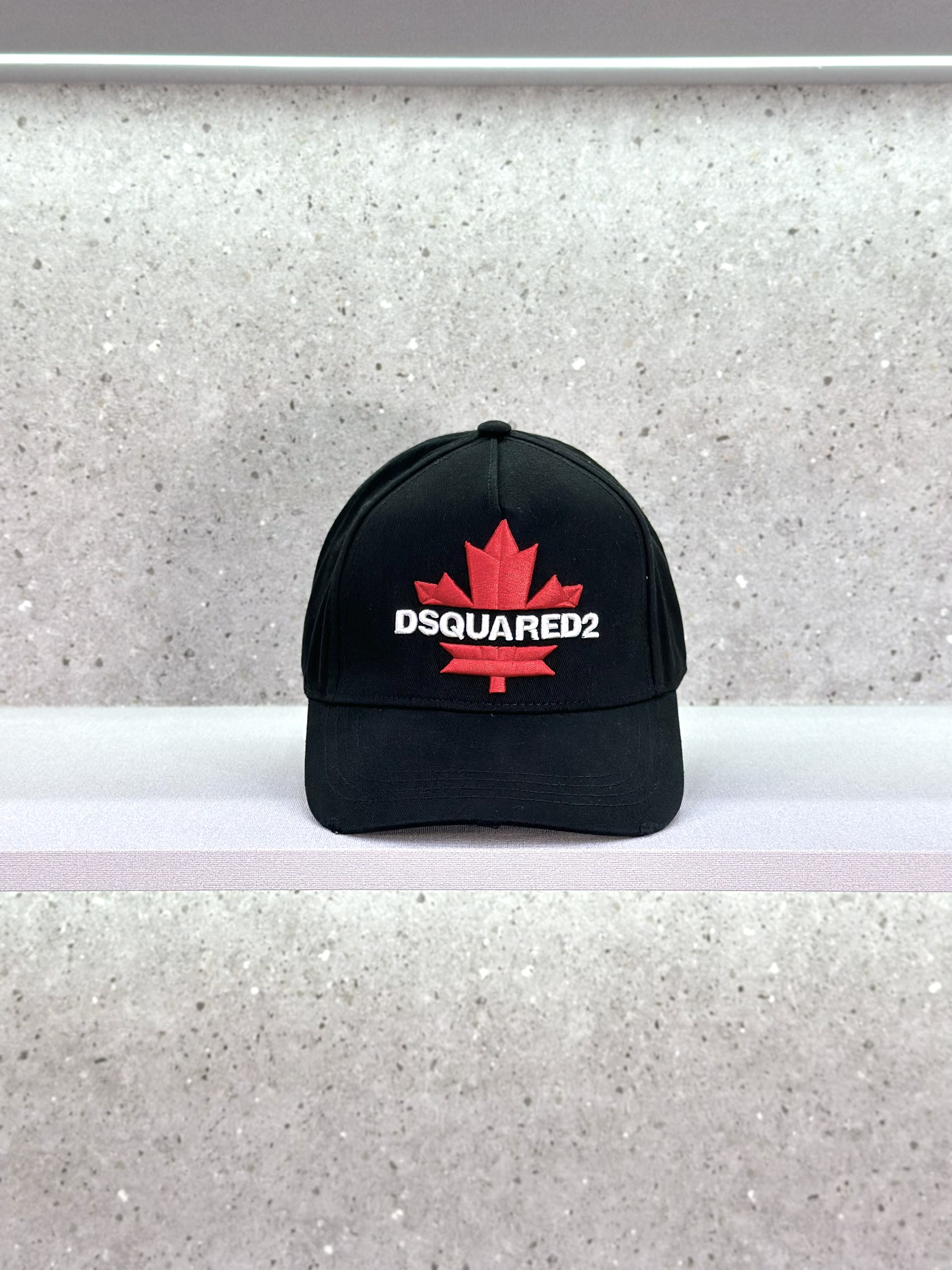 Mũ lưỡi trai, nón kết Dsquared2 DSQ2 logo chữ thêu các mẫu các màu Like Auth fullbox VTN